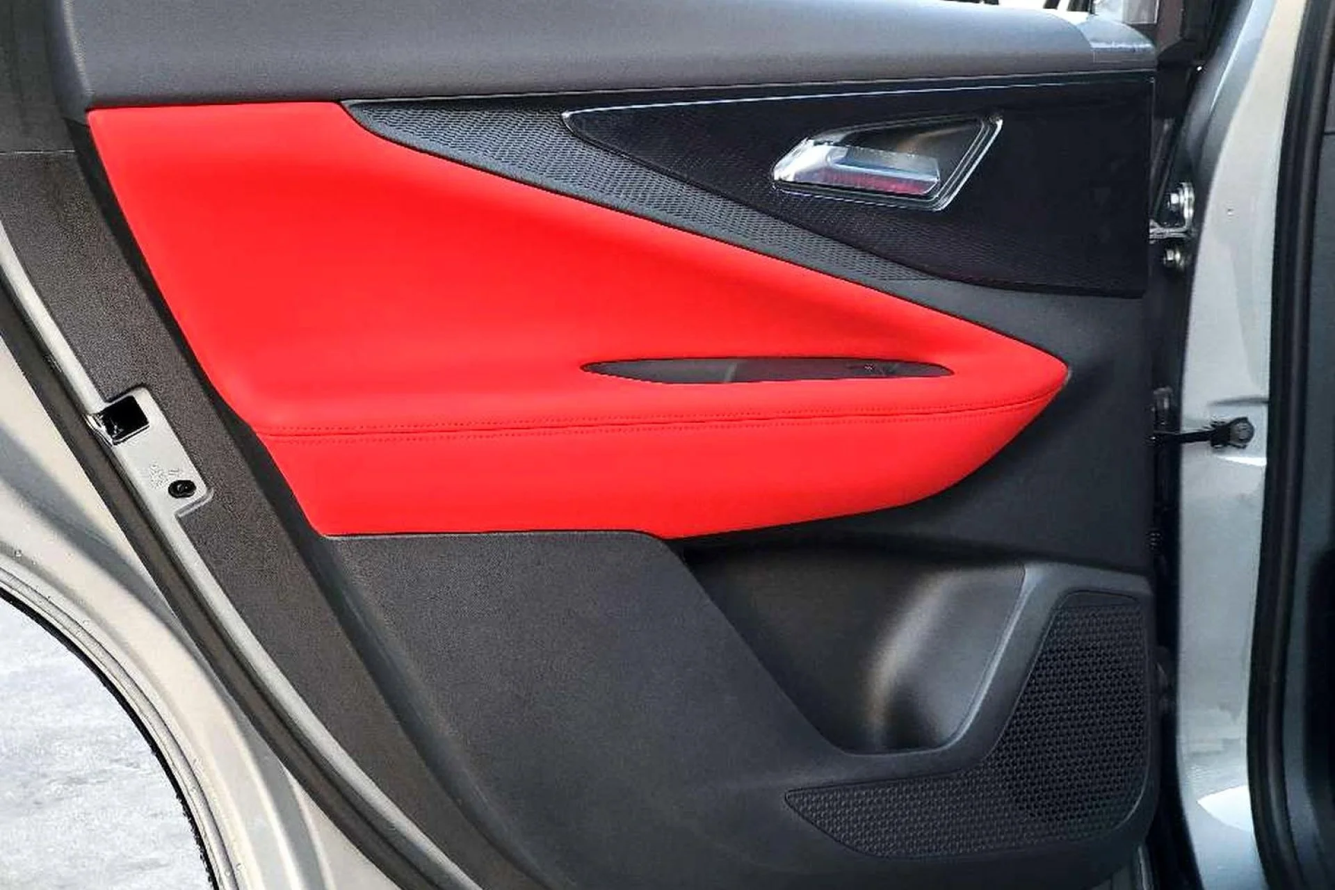New 2025 Gray Chevrolet RS image 19