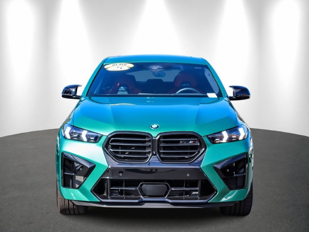 2025 BMW X6 M photo 2
