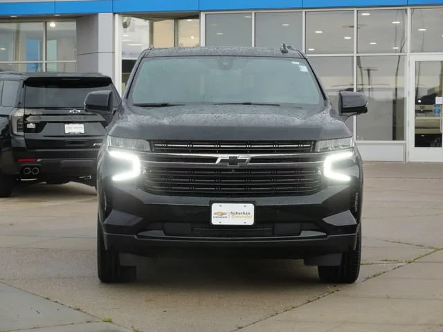 Used 2022 Chevrolet Suburban RST with VIN 1GNSKEKD4NR240470 for sale in Eden Prairie, Minnesota