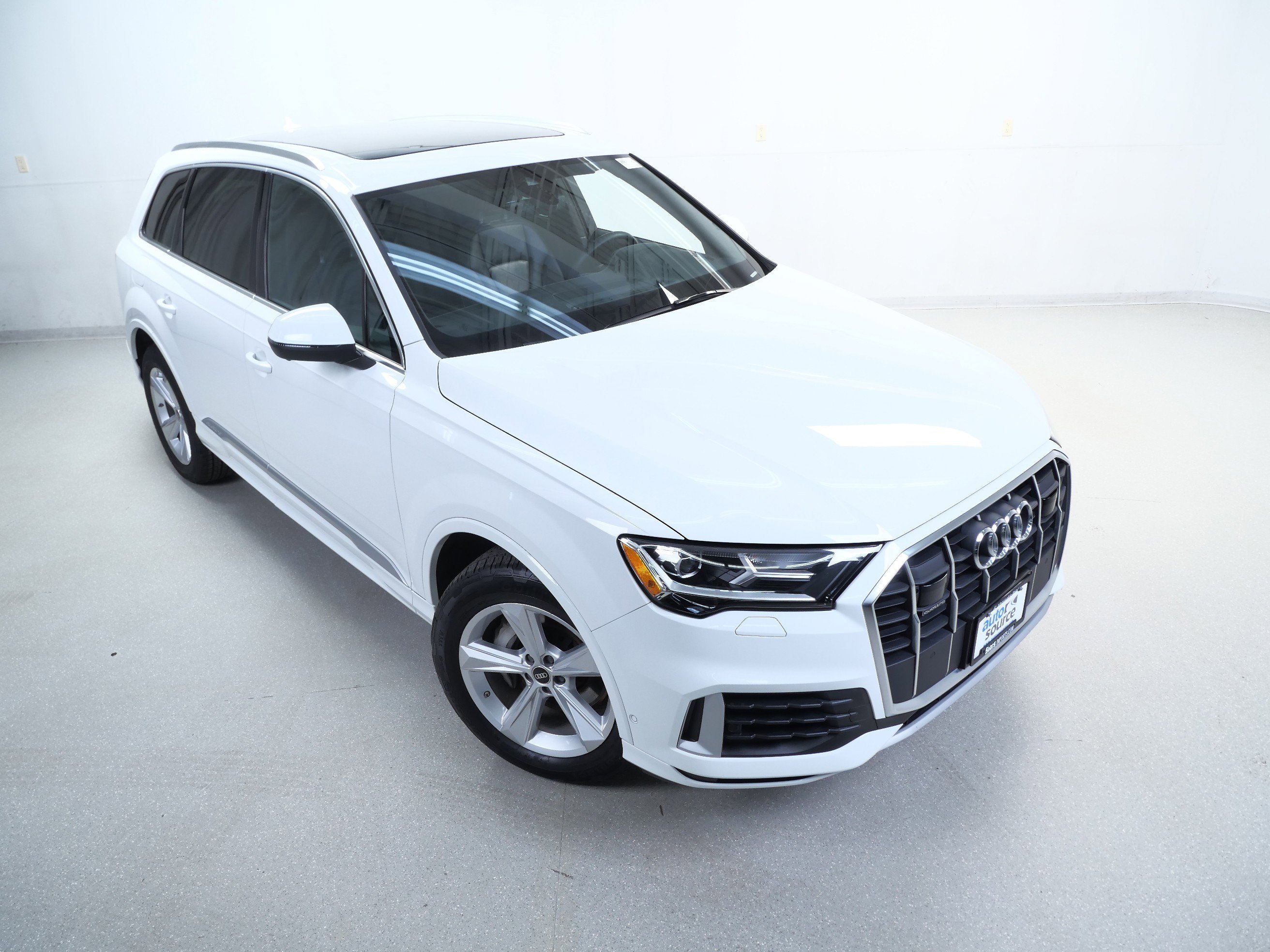 Used 2023 CARRARA WHITE Audi Premium Plus image 4