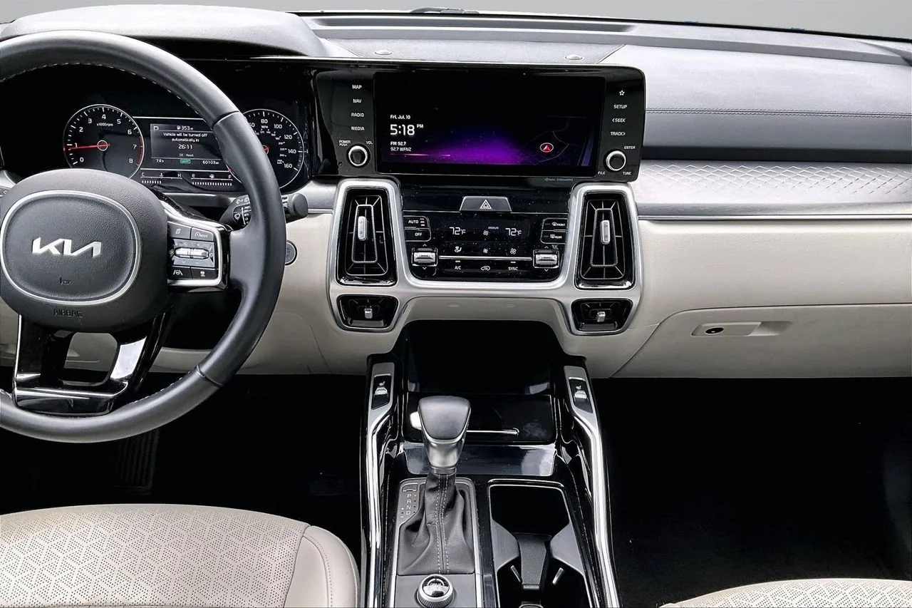 Certified Used 2022 White Kia SX image 11