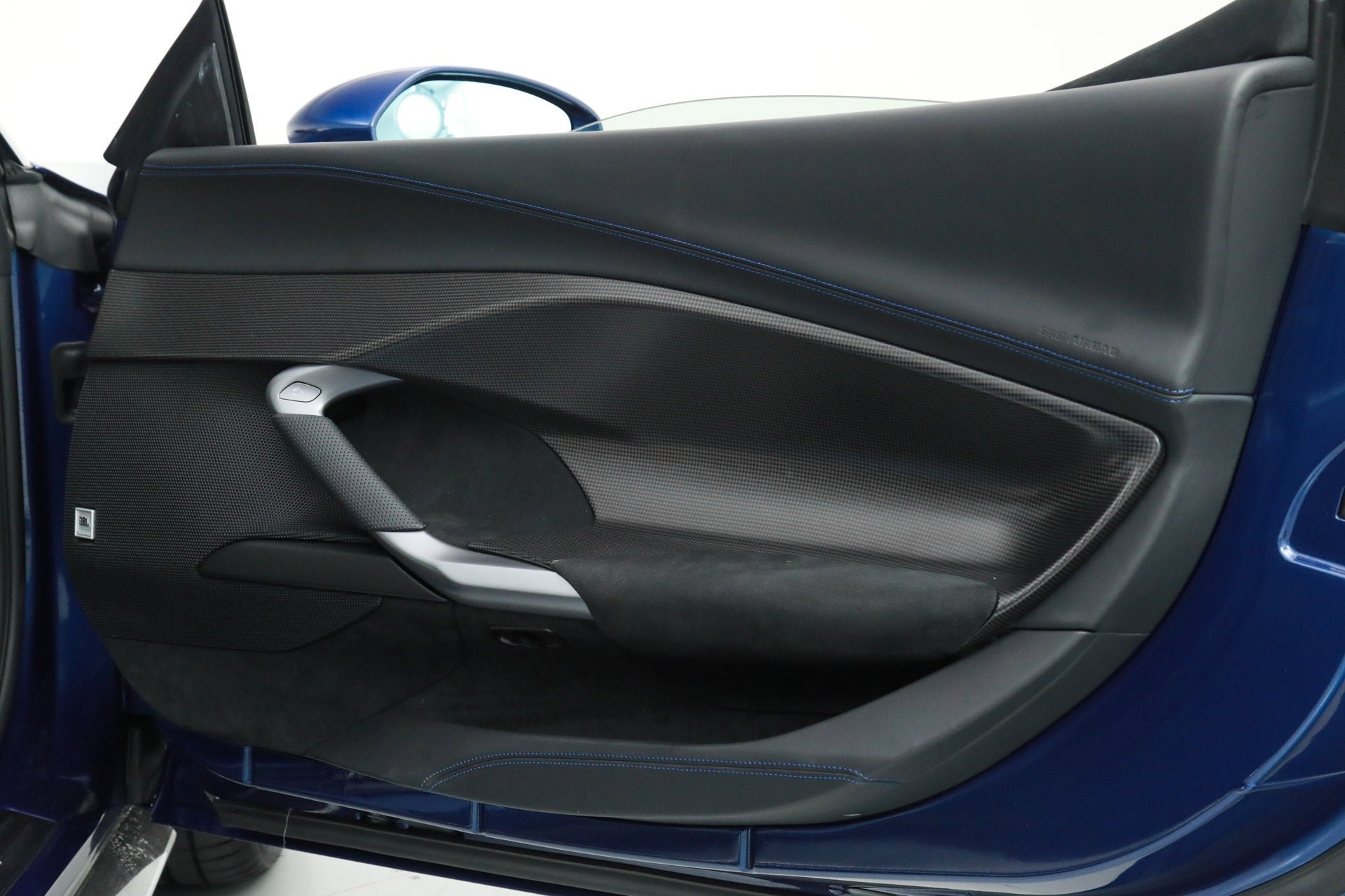 Used 2023 Blue Ferrari  image 19
