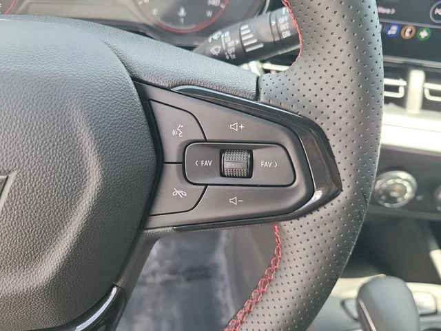 New 2026 Mosaic Black Metallic Chevrolet 1RS image 26
