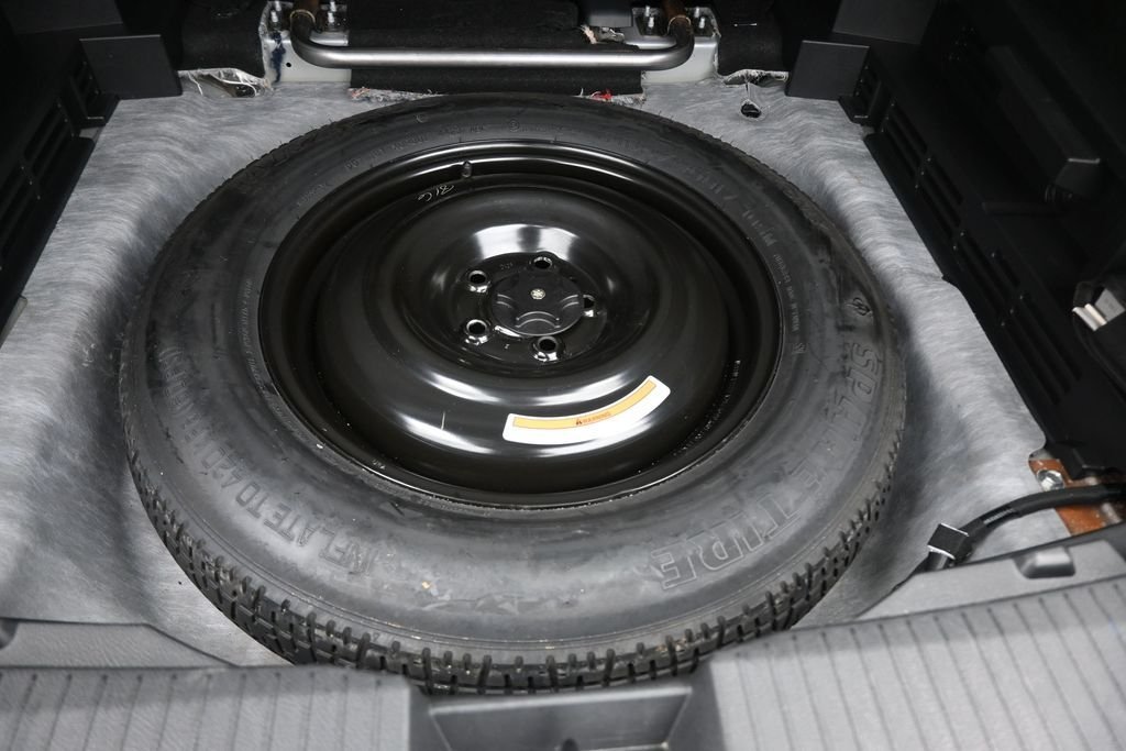 Used 2024 Silver Nissan SV image 14