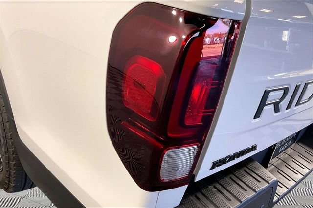 Used 2026 White Honda Black Edition image 22