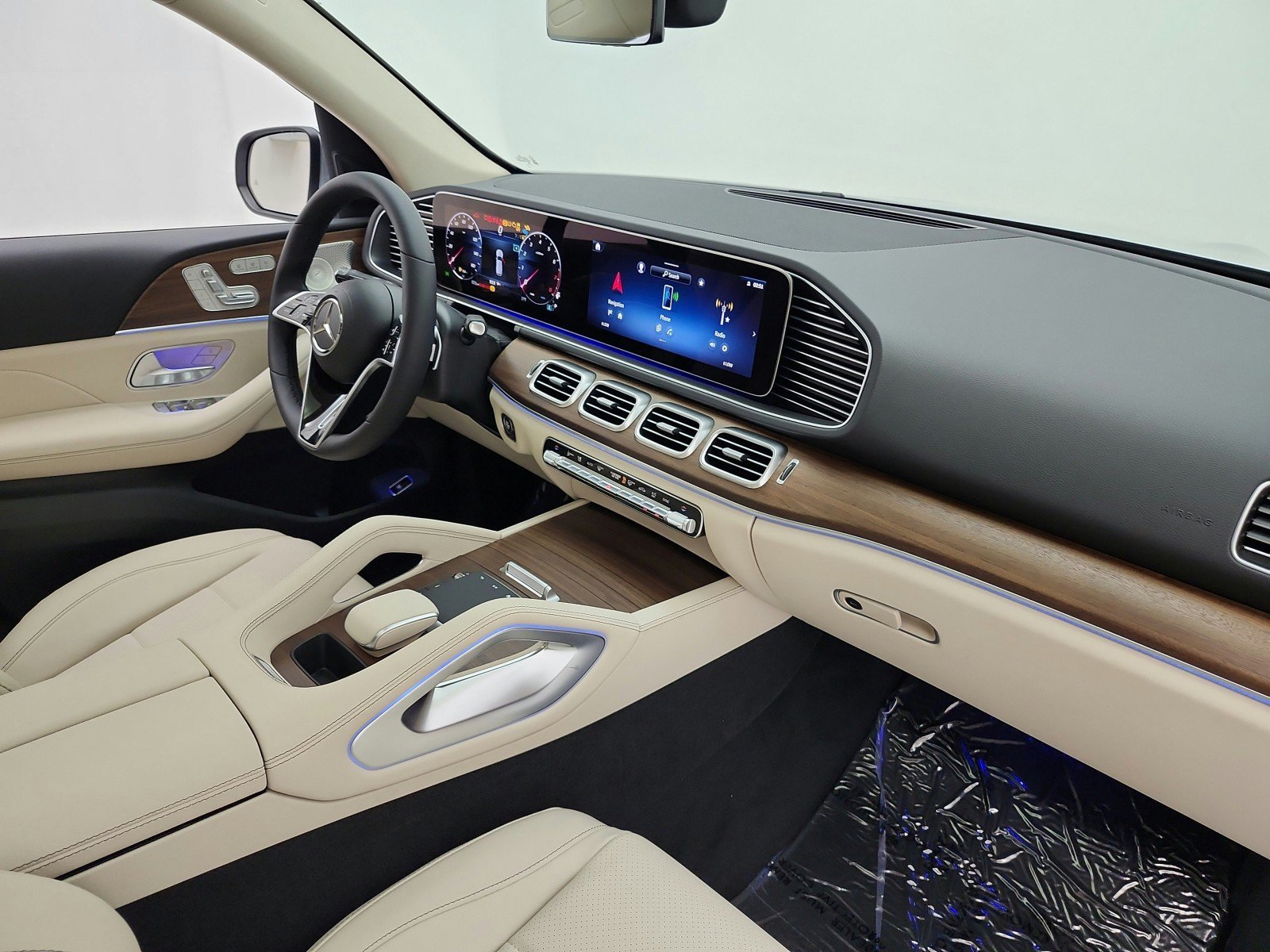 New 2026 Cirrus Silver Metallic Mercedes-Benz GLE 450 4MATIC® SUV image 45