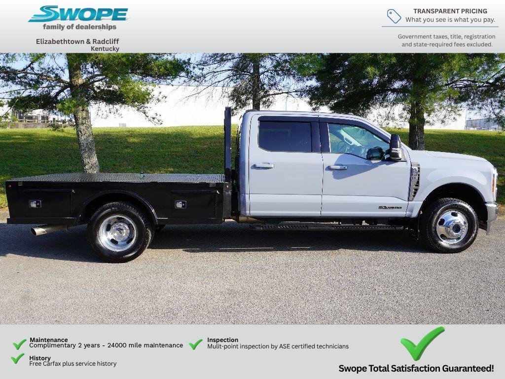 Used 2025 Glacier Gray Metallic TriCoat Ford LARIAT image 3