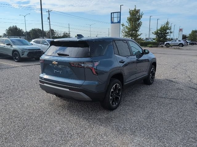New 2027 Lakeshore Blue Metallic Chevrolet LT image 17