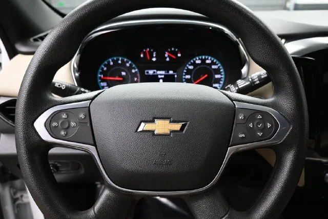 Used 2023 White Chevrolet LS image 27