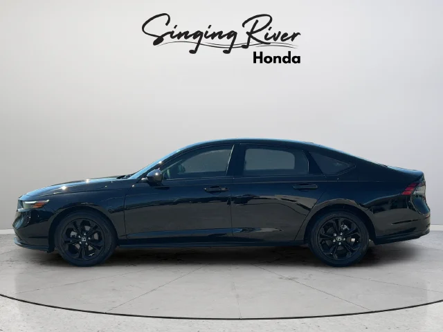 Used 2025 Black Honda SE image 4