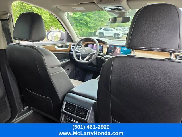 2025 Volkswagen Atlas SE w/Tech - Photo 16