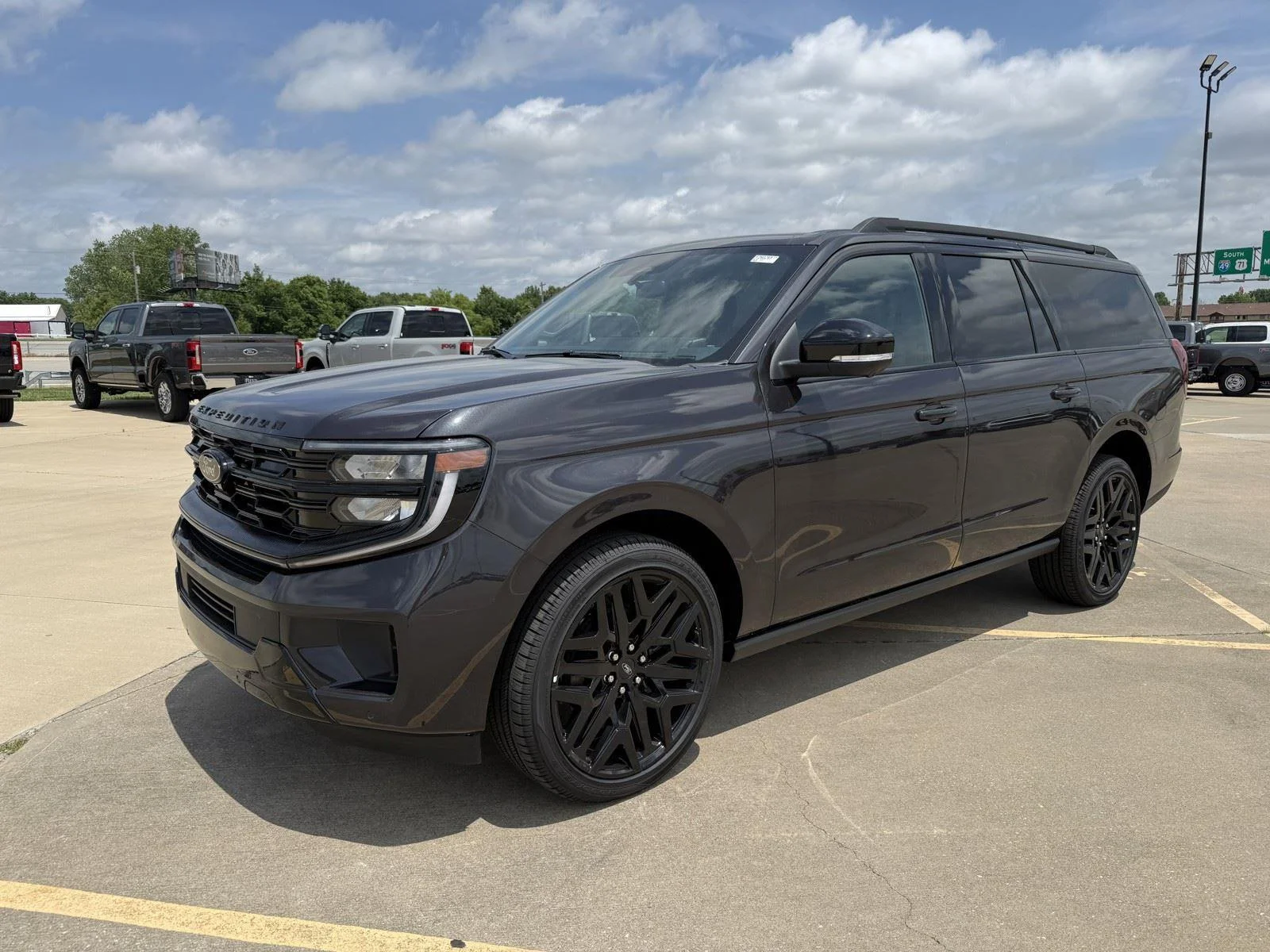 New 2026 DARK MATTER GRAY METALLIC FORD PLATINUM 4X4 image 4
