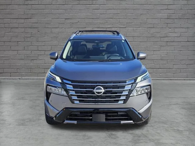 Used 2026 Gray Nissan Platinum image 8