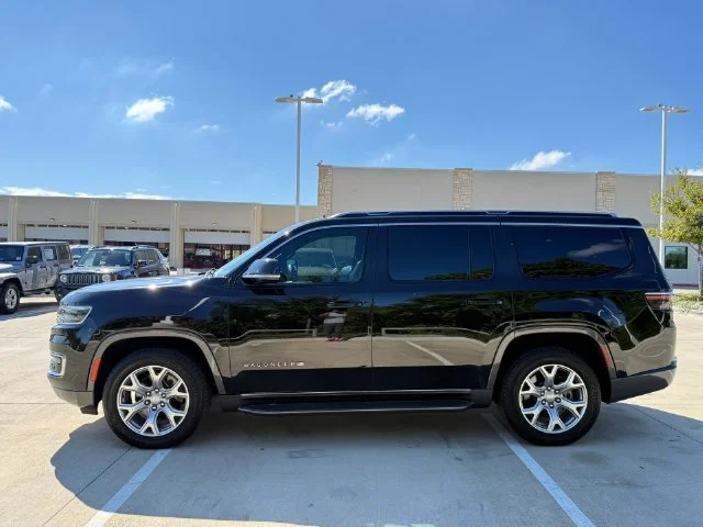 Used 2022 Diamond Black Jeep Series II image 8