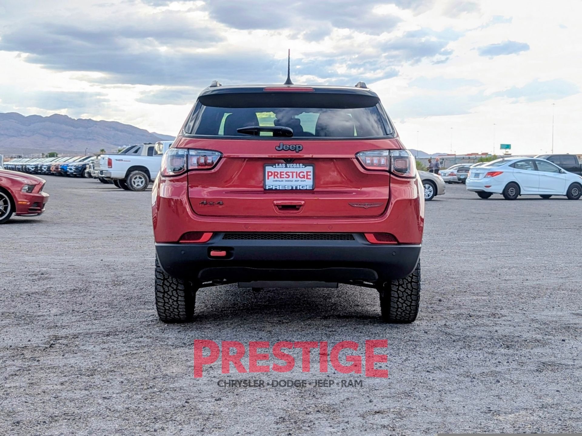 New 2026 Red Hot Pearl-Coat Exterior Paint Jeep Trailhawk image 6