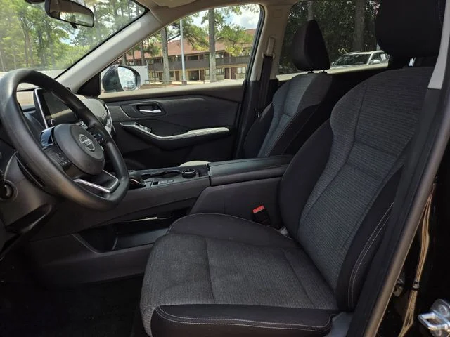 Used 2021 Super Black Nissan SV image 12