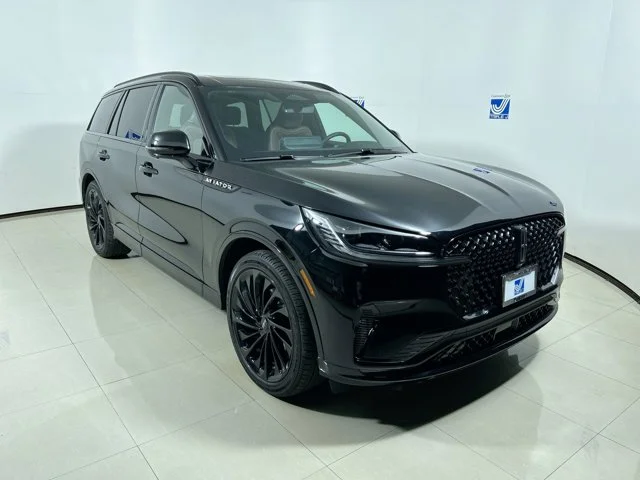 2026 Lincoln Aviator Reserve AWD's photo