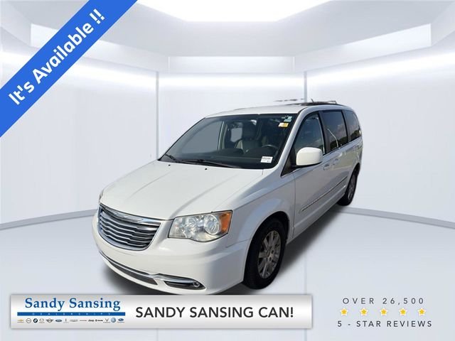 Used 2015 White Chrysler Touring image 1