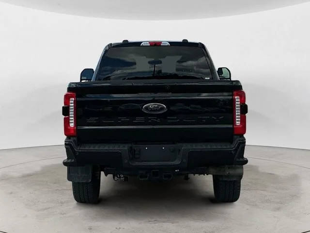 Used 2025 Agate Black Metallic Ford Lariat image 4
