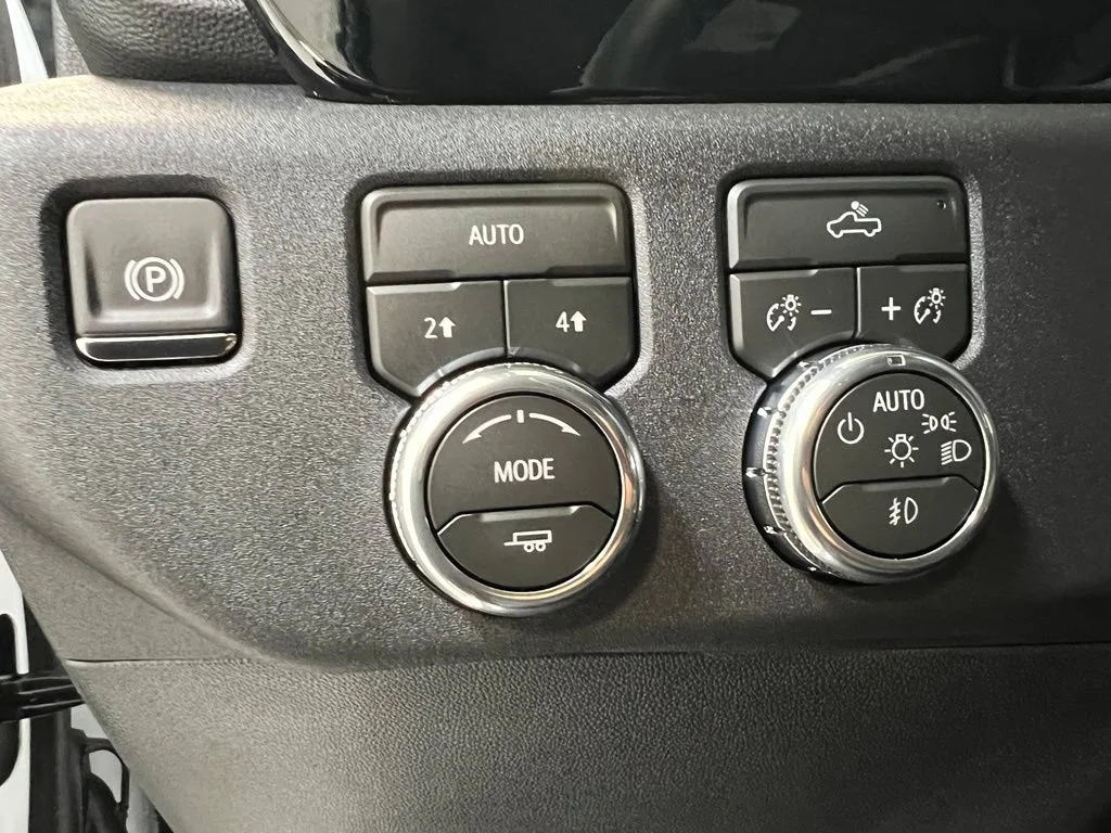 New 2026 Summit White GMC Elevation image 17