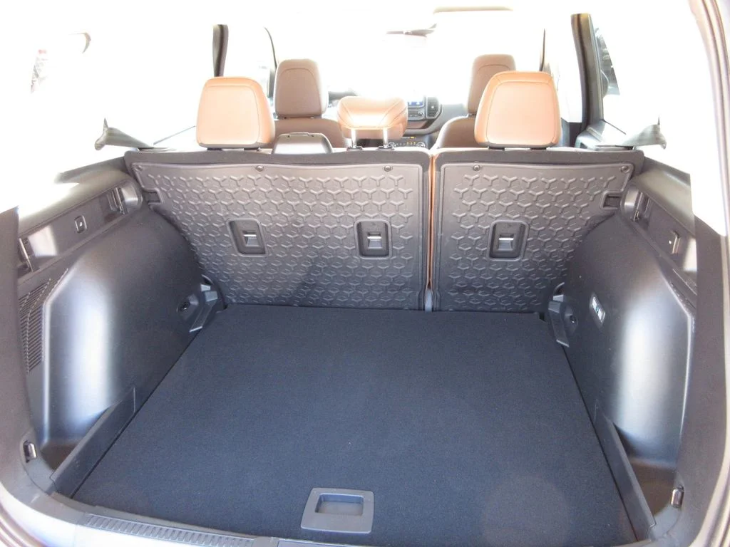 Certified Used 2023 Carbonized Gray Metallic Ford Outer Banks image 28