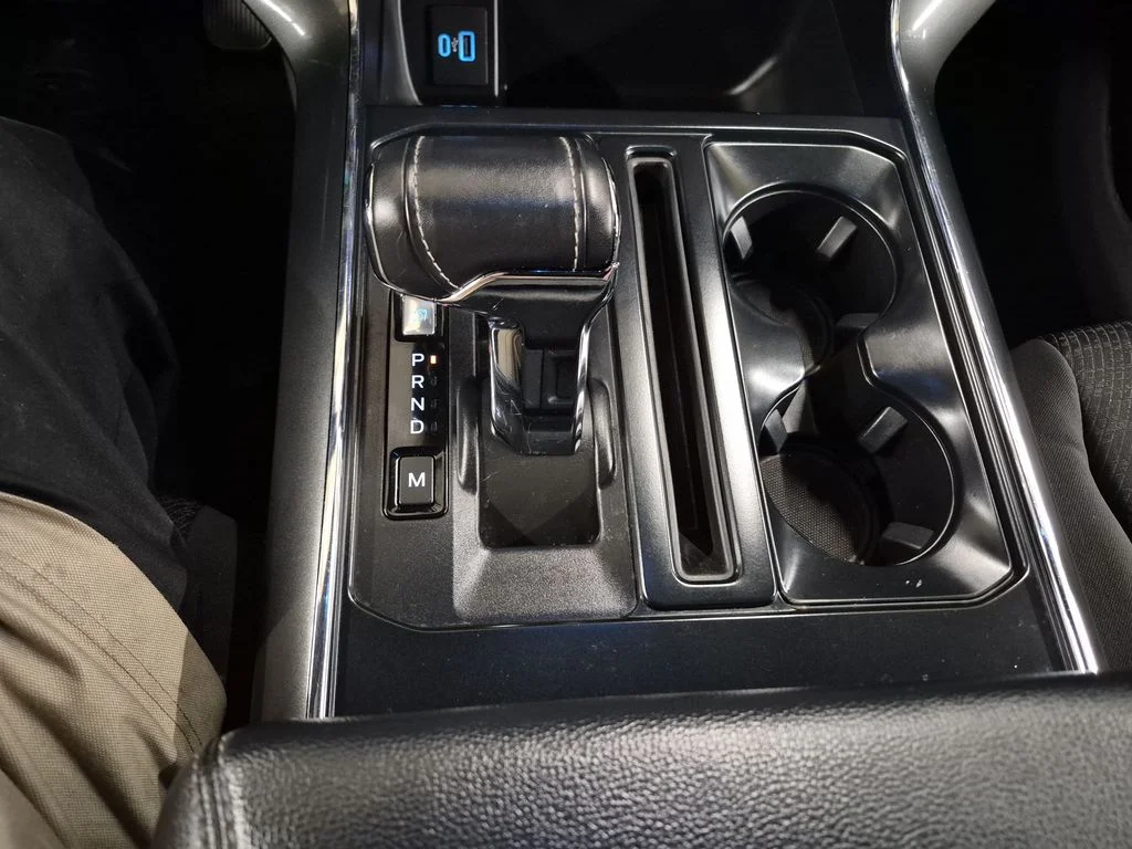 Certified Used 2023 Avalanche Ford XLT image 31