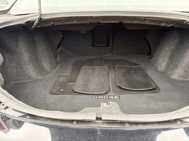 Used 2013 Black Dodge SXT image 24
