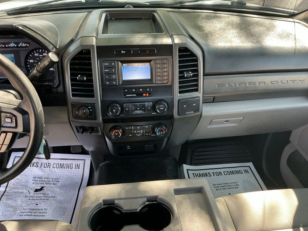 Used 2021 White Ford XL image 25