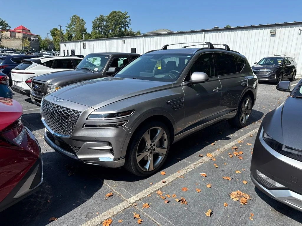 Used 2022 Silver Genesis 2.5T image 1