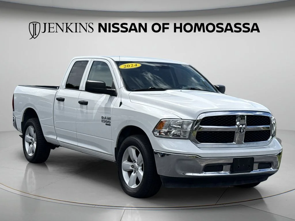 Used 2024 White Ram SLT image 1
