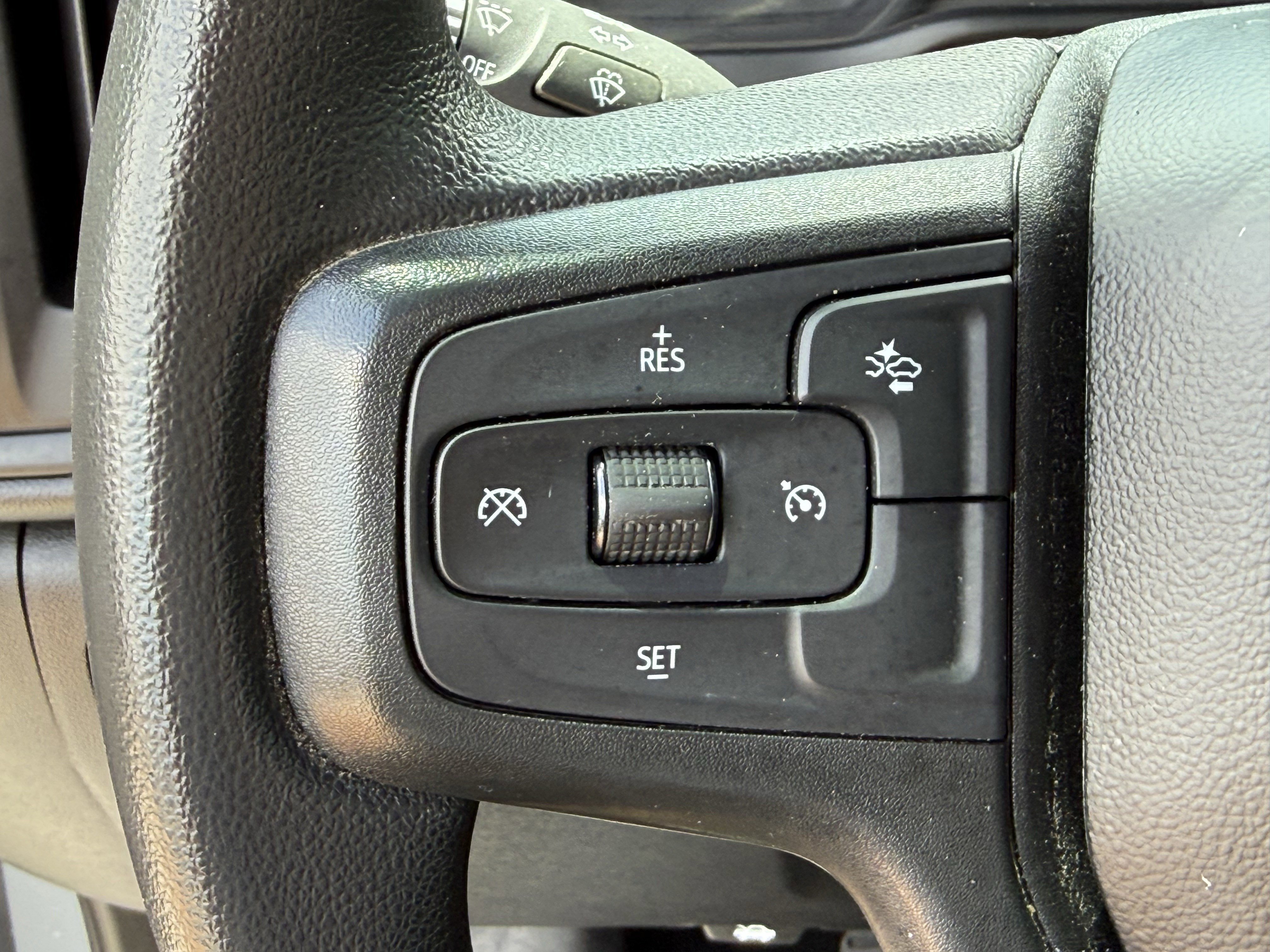 Used 2024 Slate Gray Metallic Chevrolet  image 14