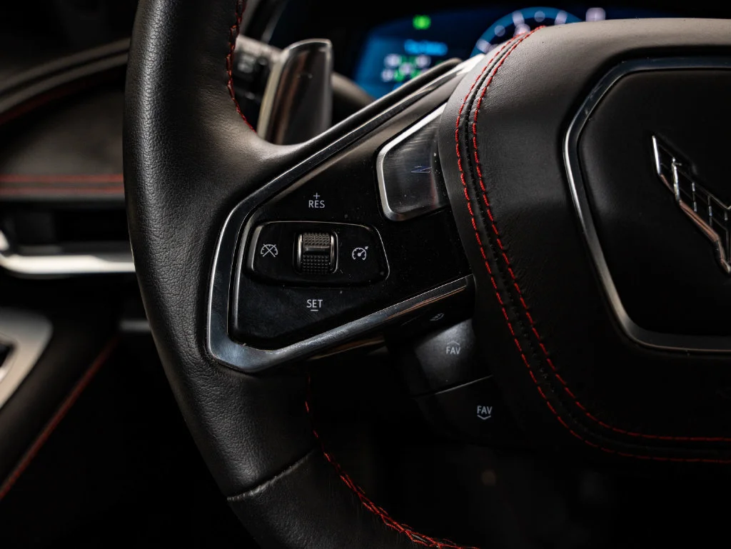 Used 2020 Shadow Gray Metallic Chevrolet Stingray image 28