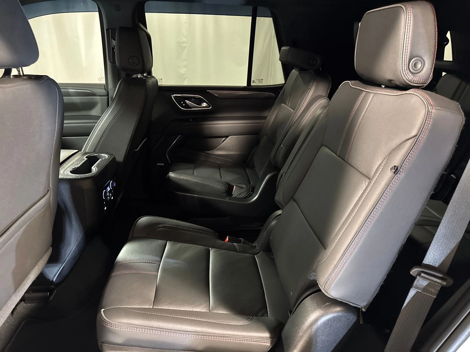 Used 2022 Summit White Chevrolet RST image 5