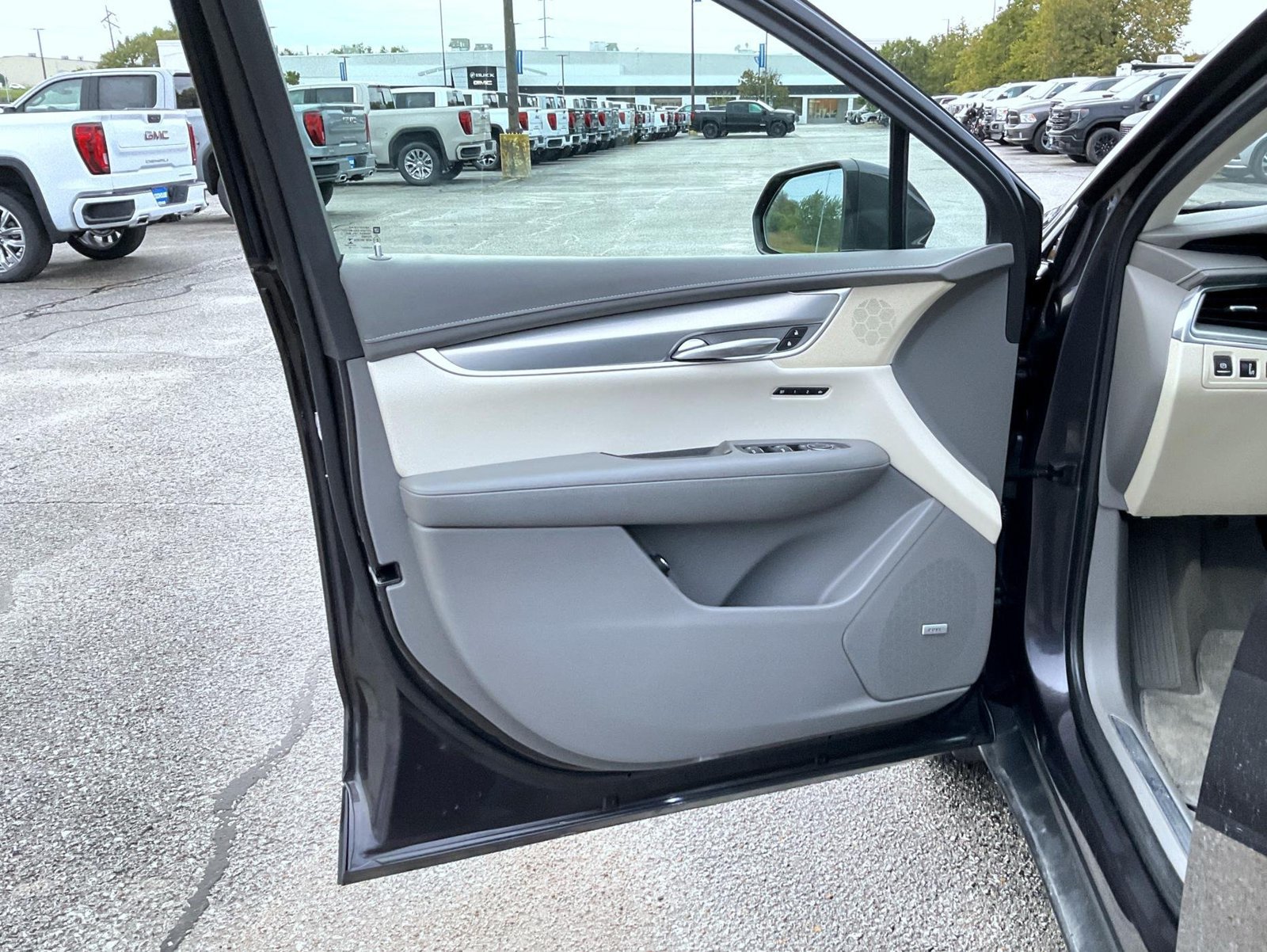 2017 Cadillac XT5 Premium Luxury - Photo 9