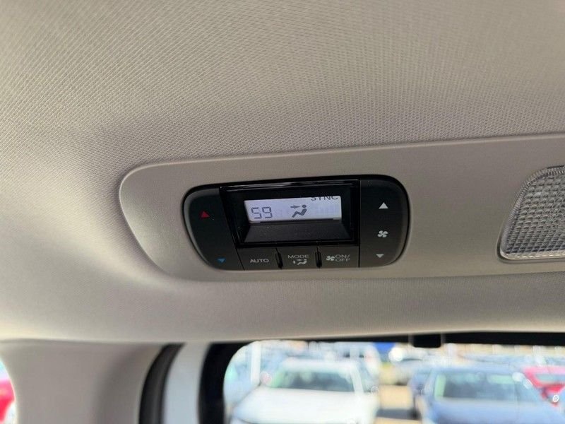 2026 Honda Odyssey Touring - Photo 11