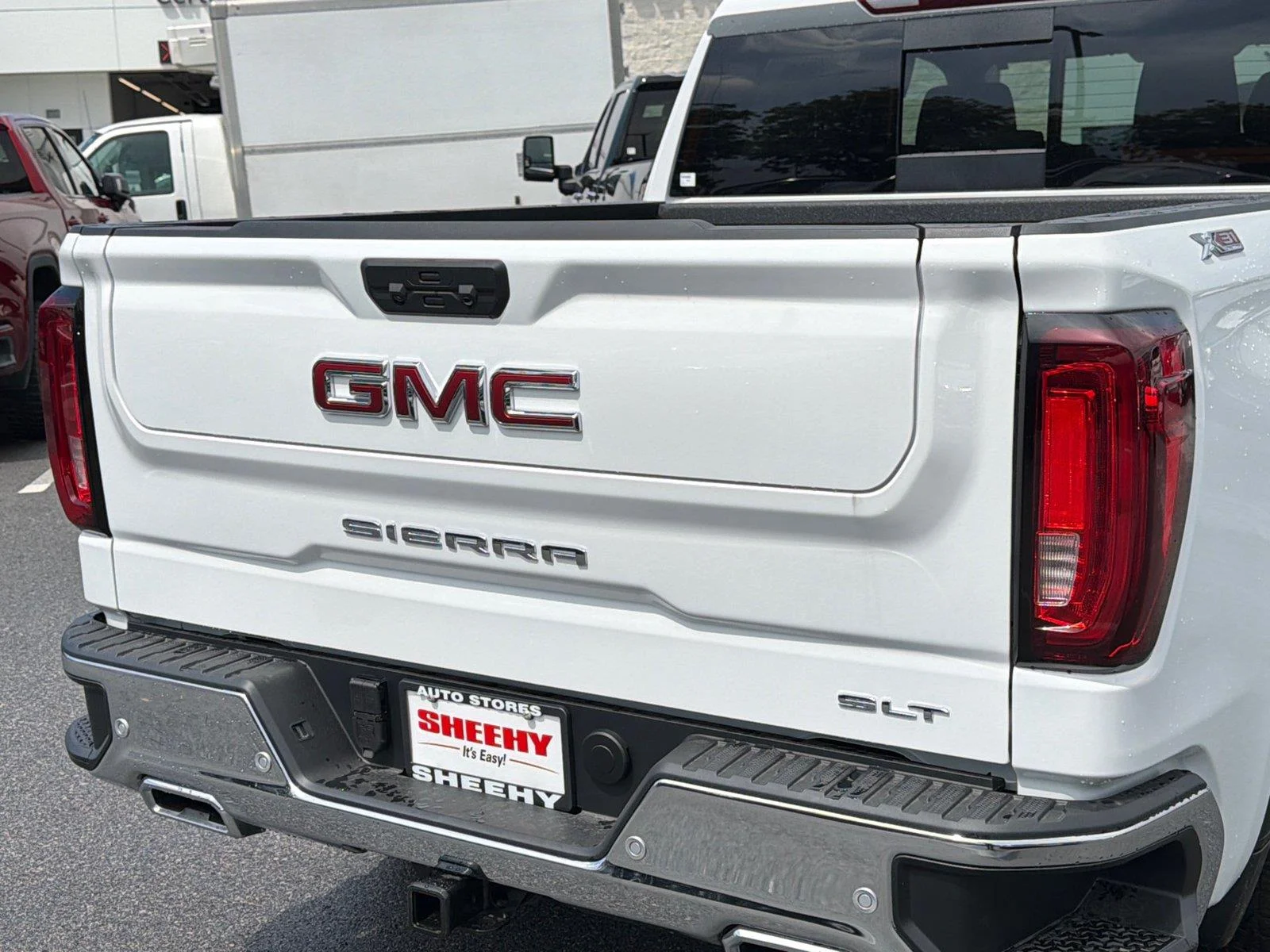 2026 GMC Sierra 1500 SLT - Photo 7