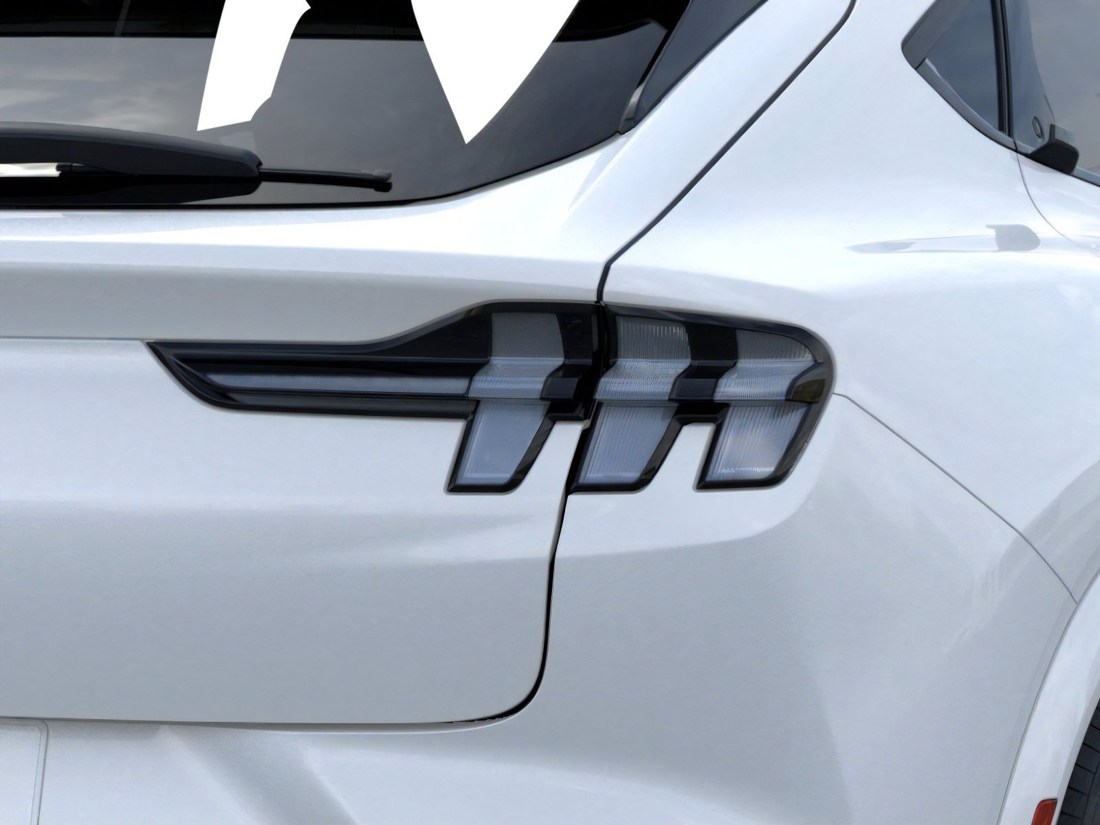 New 2026 Star White Metallic Tri-Coat Ford GT image 21