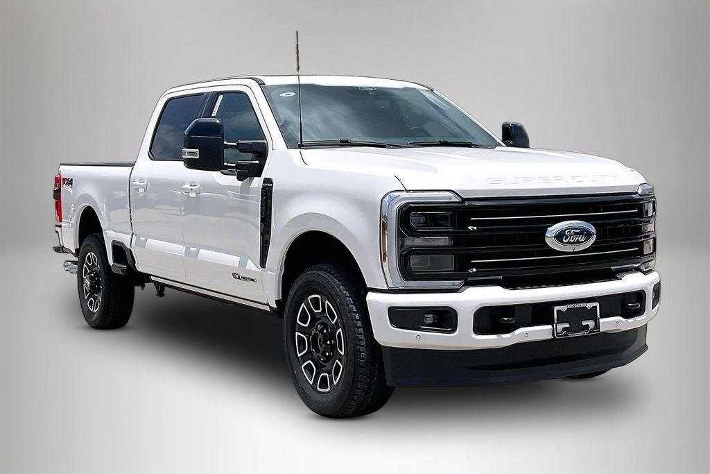 New 2026 Star White Metallic Tri-Coat Ford Platinum image 1