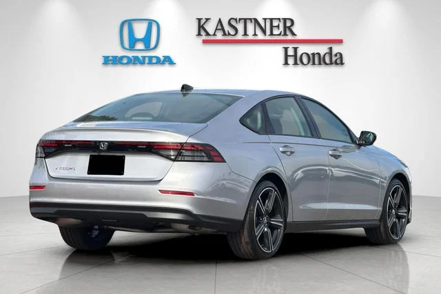 New 2026 Solar Silver Metallic Honda SE image 4