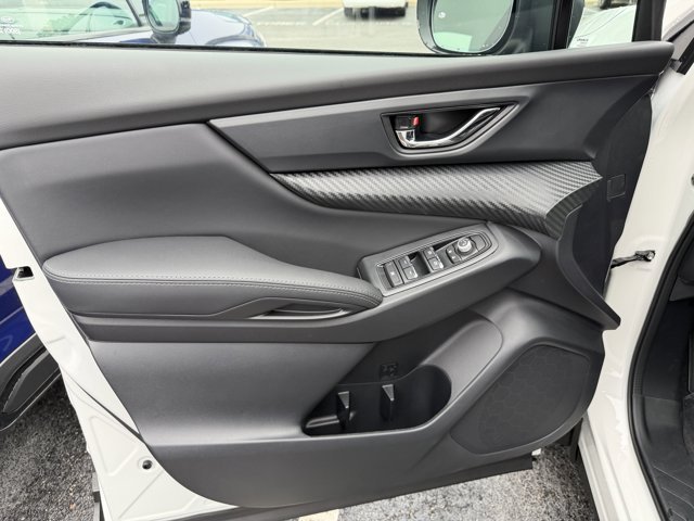 New 2026 CRYSTAL WHITE PEARL Subaru Premium 7-Passenger image 9