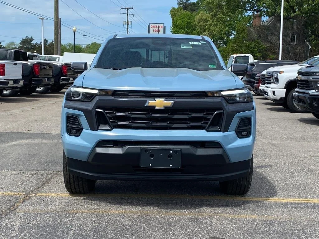2025 Chevrolet Colorado LT - Photo 7
