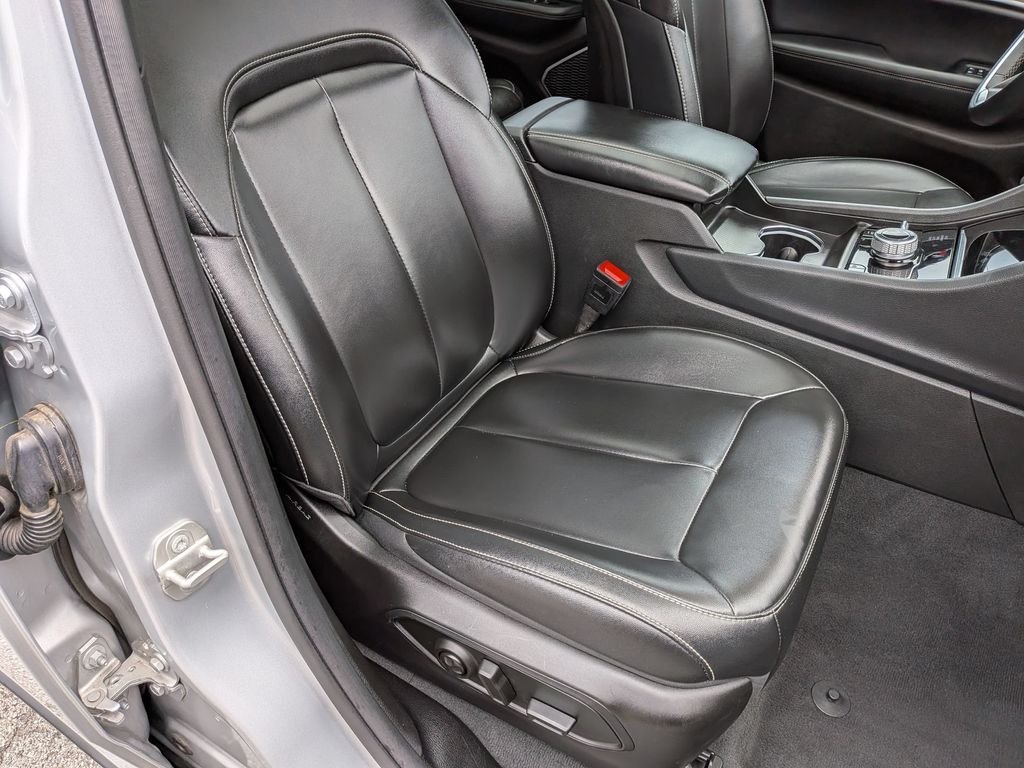 Used 2024 Silver Jeep 4xe image 30