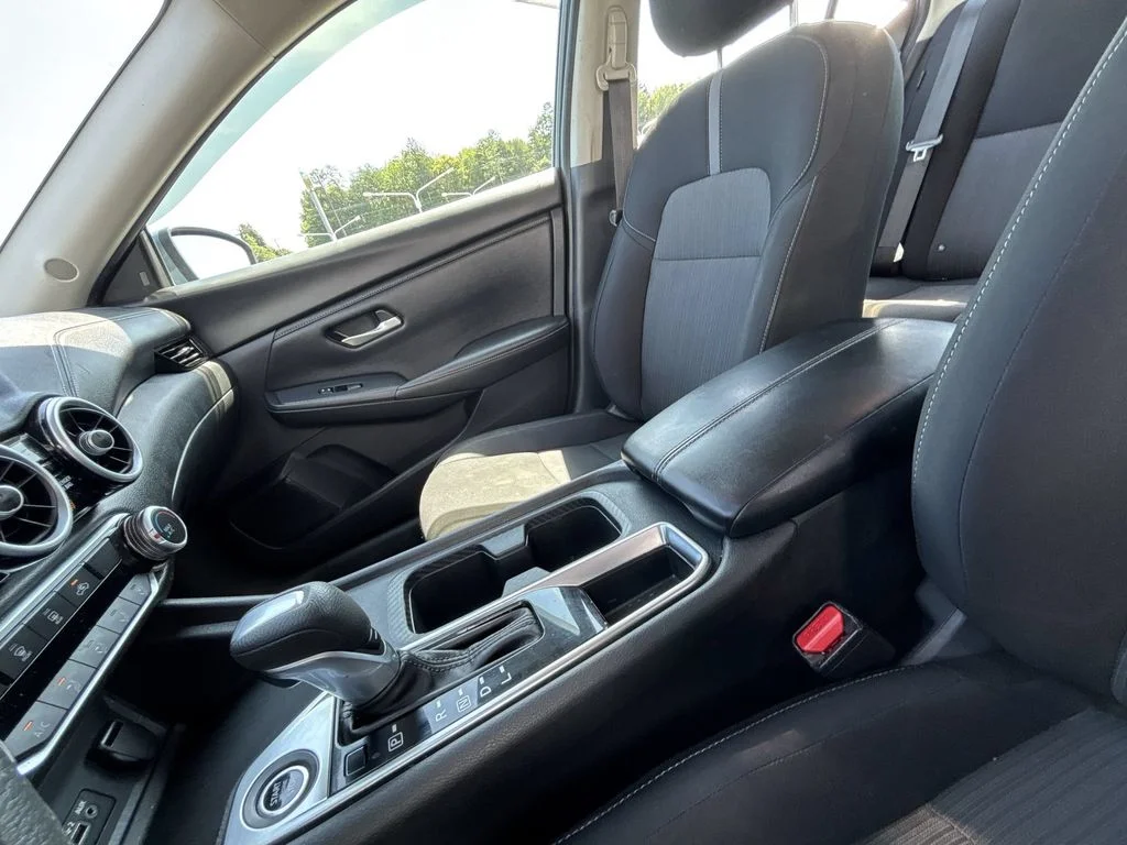 Used 2025 Gray Nissan SV image 23