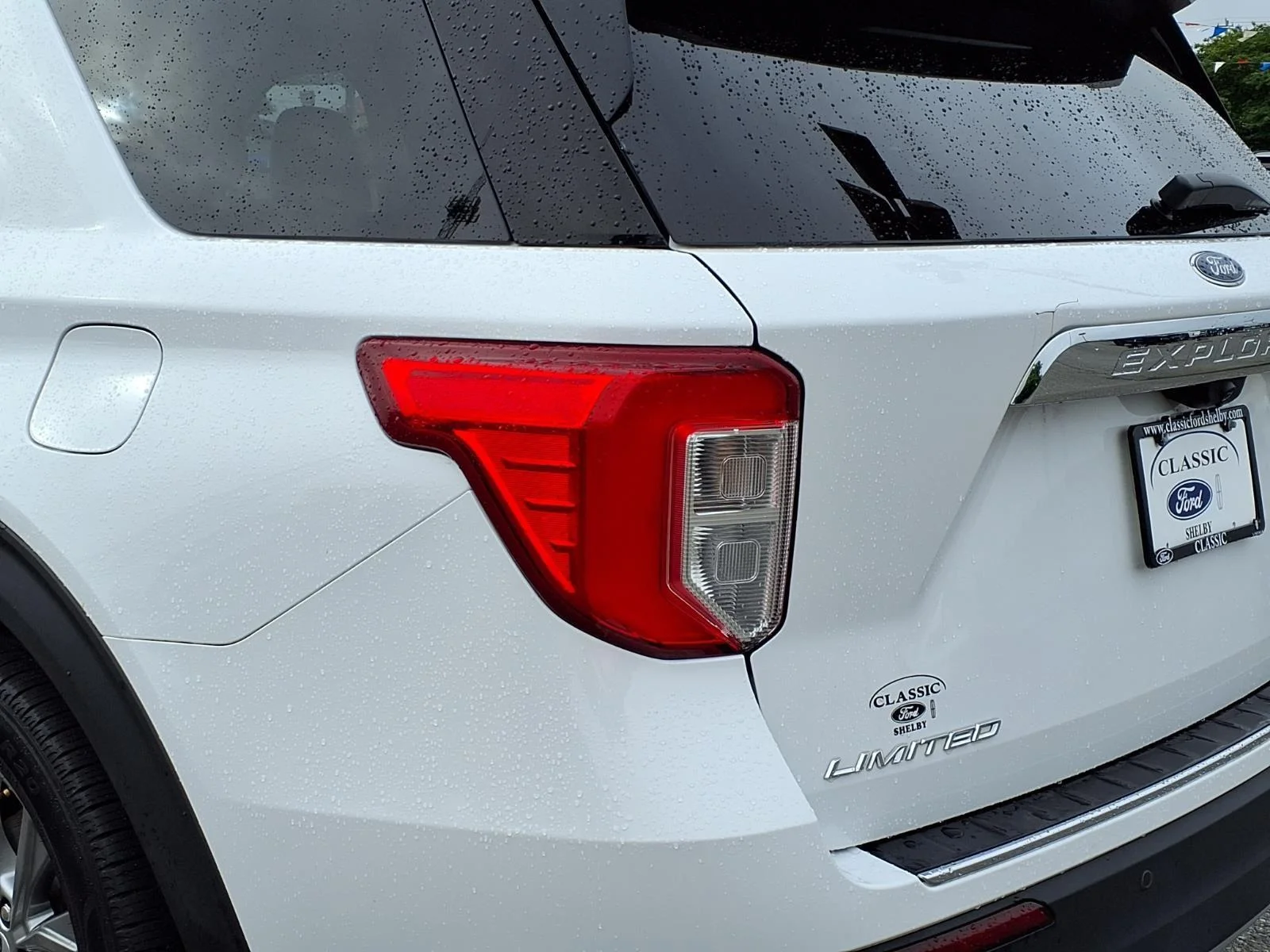Used 2021 Oxford White Ford Limited image 16