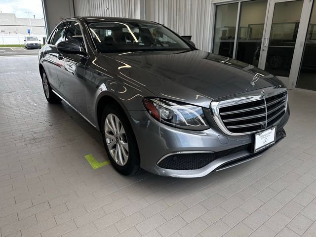 2019 Mercedes-Benz E-Class E300 4MATIC's photo