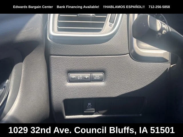 Used 2016 Gray Nissan S image 15