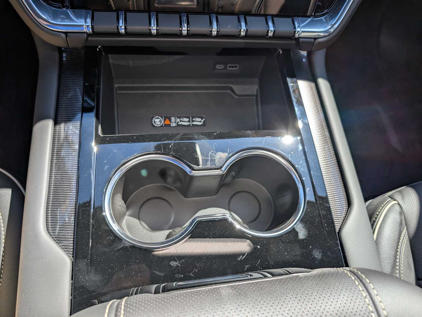 2026 GMC Yukon XL Elevation - Photo 25