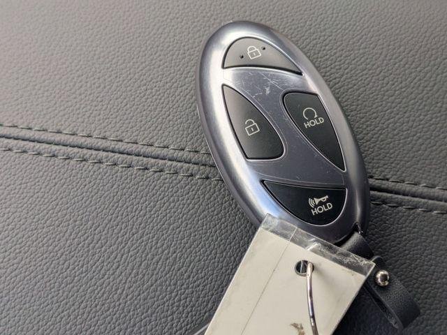 New 2026 Black Hyundai SEL FWD image 34