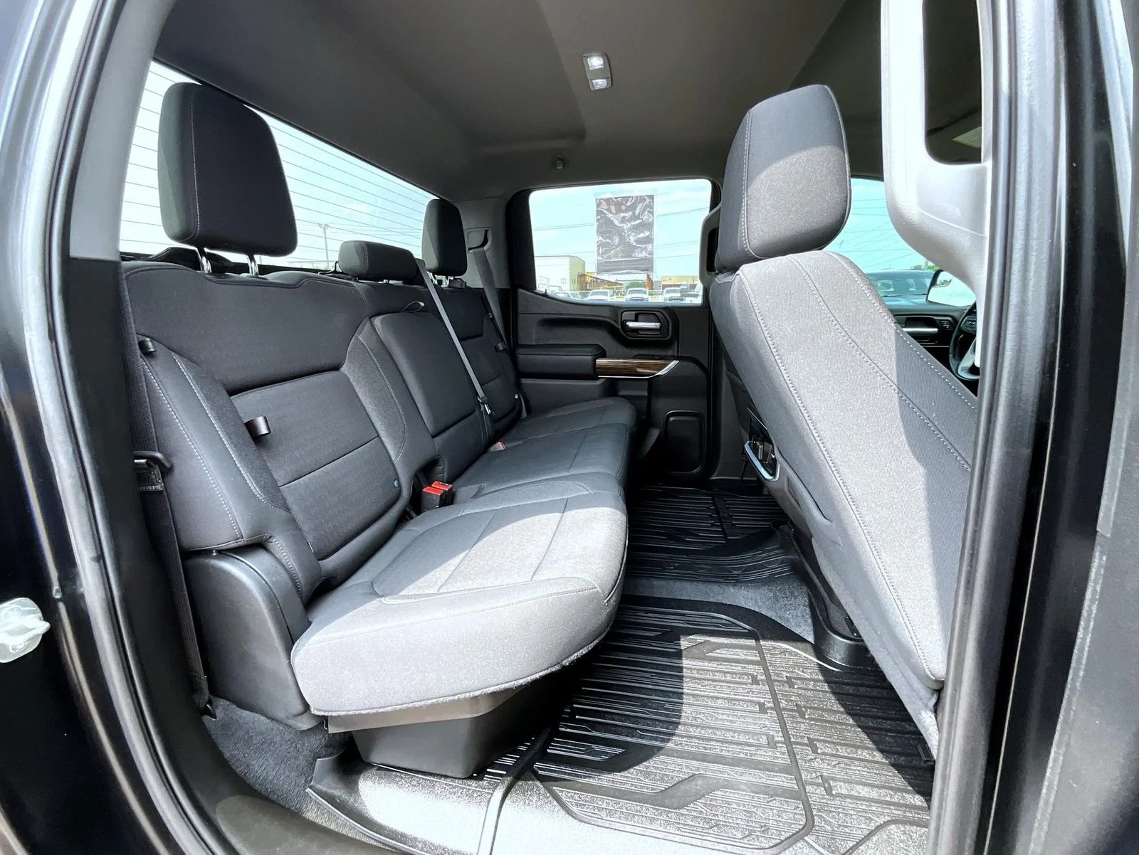Used 2021 Black GMC Elevation image 18