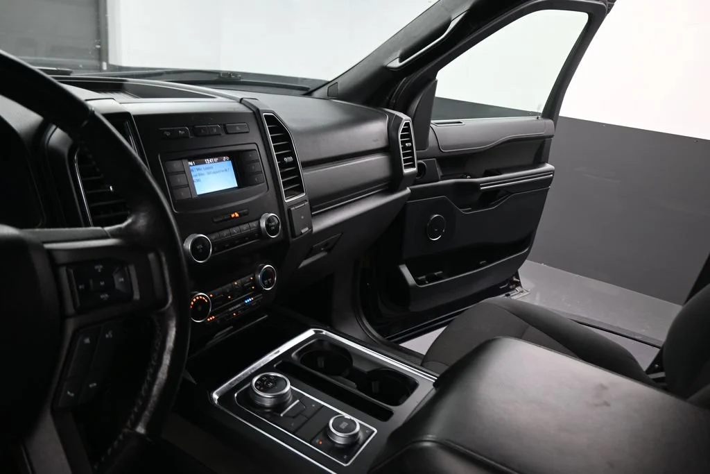 Used 2021 Blue Ford XL image 39